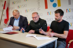 499358126_1296233492033301_1582545998468808425_n