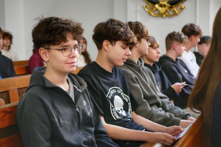 584898130_1462131795443469_6834006544375146061_n